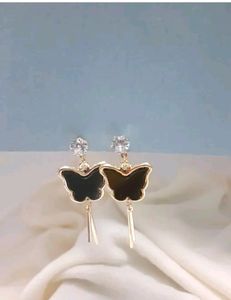 Black Earing