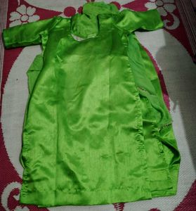 Very Attractive And Beautiful Embroidery Golden Wo