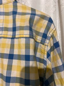 Checked Button-Down Shirt💛🖤💚
