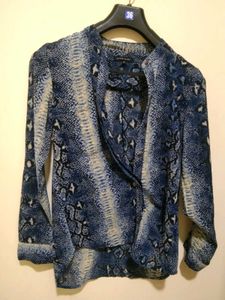 Stylish Blue Animal Print Top