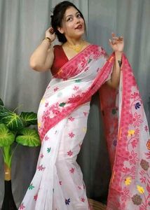 Banalata Flower Cotton Silk Dhakai Jamdani Saree..