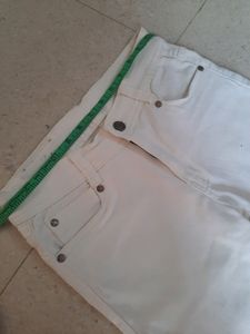 White 🤍 Skinny Fit Jeans