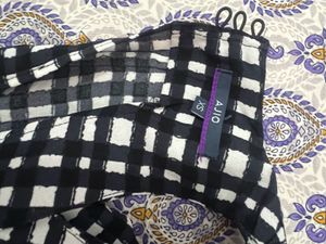 Black And White Sleeveless Top