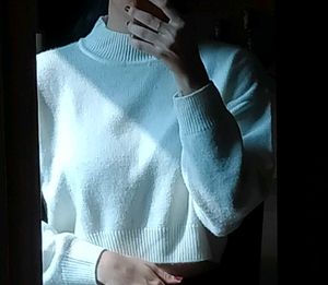 CROPPED SWEATER