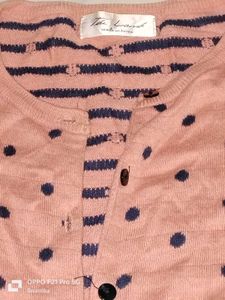 Cute Aesthetic Sweater 🧸💫