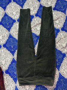 Girls Woollens Pants
