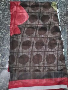 Multicolored Dot Floral Printed Saree