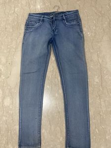 White Blue Vero Moda Top &amp; Slim Fit Denim Combo