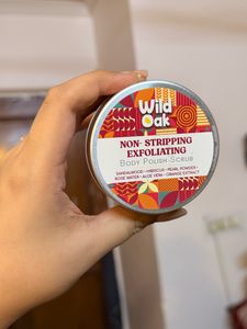 Wild Oak Exfoliating Body Scrub