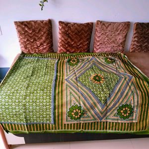 🛍️Green Floral Cotton Saree ⭐⭐⭐⭐⭐