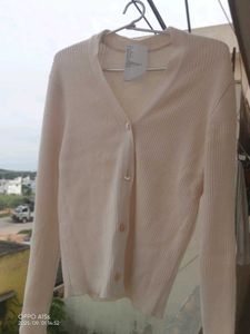 China Imported Cream Cardigan
