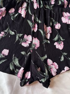 Shein Floral Printed Black Shorts