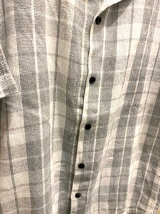Gray Plaid Short Sleeve Shirt.