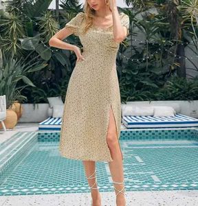 A Pretty Stylish Dress ! Under Budget..