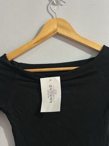 Black Long Sleeve Top