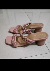 Nude Classics Eridani Block Heels