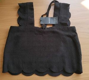 Black Scallop Tank Top