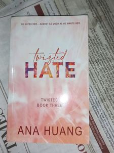 Twisted Hate - Ana Huang