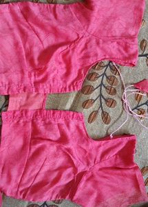 pink boutique Blouse 👚