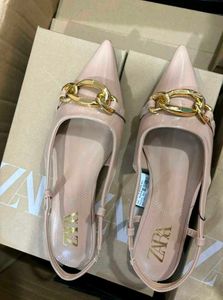 Outry Heel