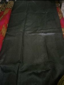 Red &amp; Gold Patterned Saree