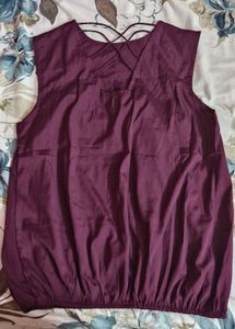 Beautiful Stylish Top With Back Highlight