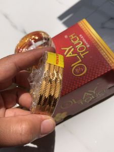 OLAY TOUCH Bangles