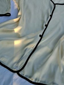 🌸💗Cream Cardigan 🌸💗