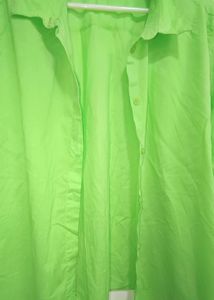 H &amp; M  Shirt ( Lime Green 💚 )
