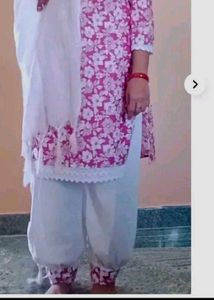 Floral Kurta Set