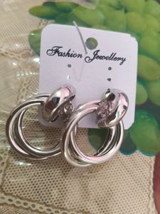 Stylish Earrings 😍😍