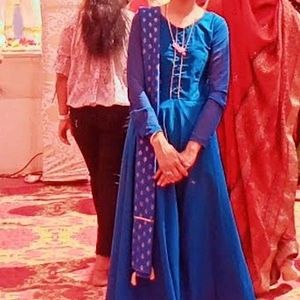 Kurta With Dupatta Rama Colour
