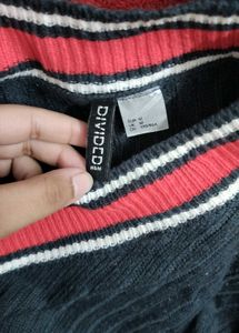 H&amp;M Red &amp; White Trim Sweater