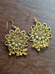 💃Gold Flower Earrings💃