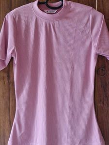 Pink fitted top