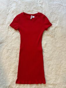 H&M Chic Red Bodycon Midi Dress