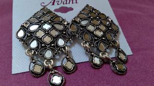 Earings