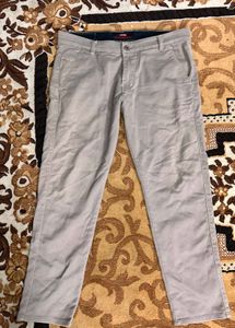 Levi&#39;s Trousers Men