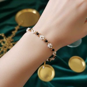 Pintresty Beaded Bracelet 🖤