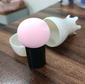 Makeup Sponge Applicator With Cover