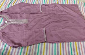 (New)Elegant Mauve Embroidered Kurta