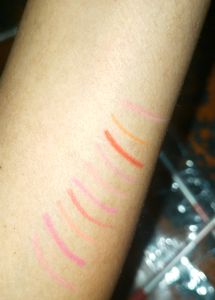 New Lip Liner  Plz Buy.11 Shade With Blusher