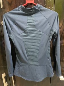 Active Wear Long Sleeves T-shirt