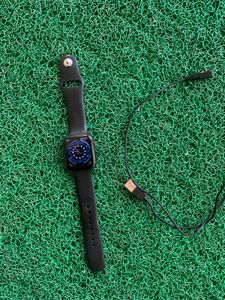 Smart Watch ⌚️🌸 With Charger