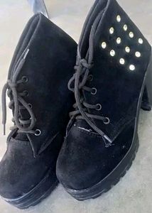 Black Boots