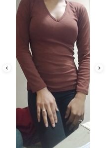 Brown V-neck T-shirt