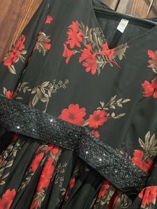 Women Black &amp; Red Floral Fit And FlareMaxi Dress