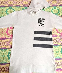 Hoodie | With Thumb Cover In Sleeves