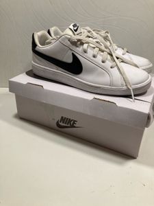 Nike Court Royale Sneakers ORIGINAL NON USED