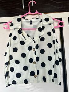 Polka Dot Sleeveless Blouse
